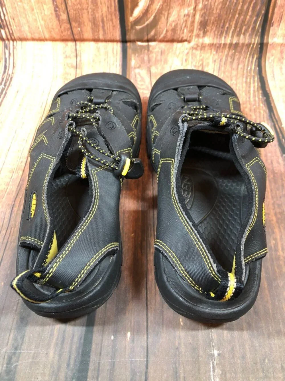 KEEN Big Boys 6 / 38.5 Newport Black Yellow Waterproof Sport Sandals